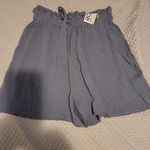 NWT paper bag shorts size M